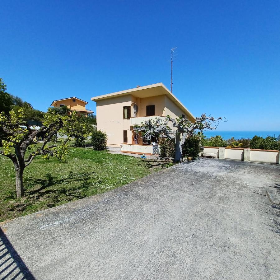 B&B Verena, Casa Ferrari Colonnella Exterior photo