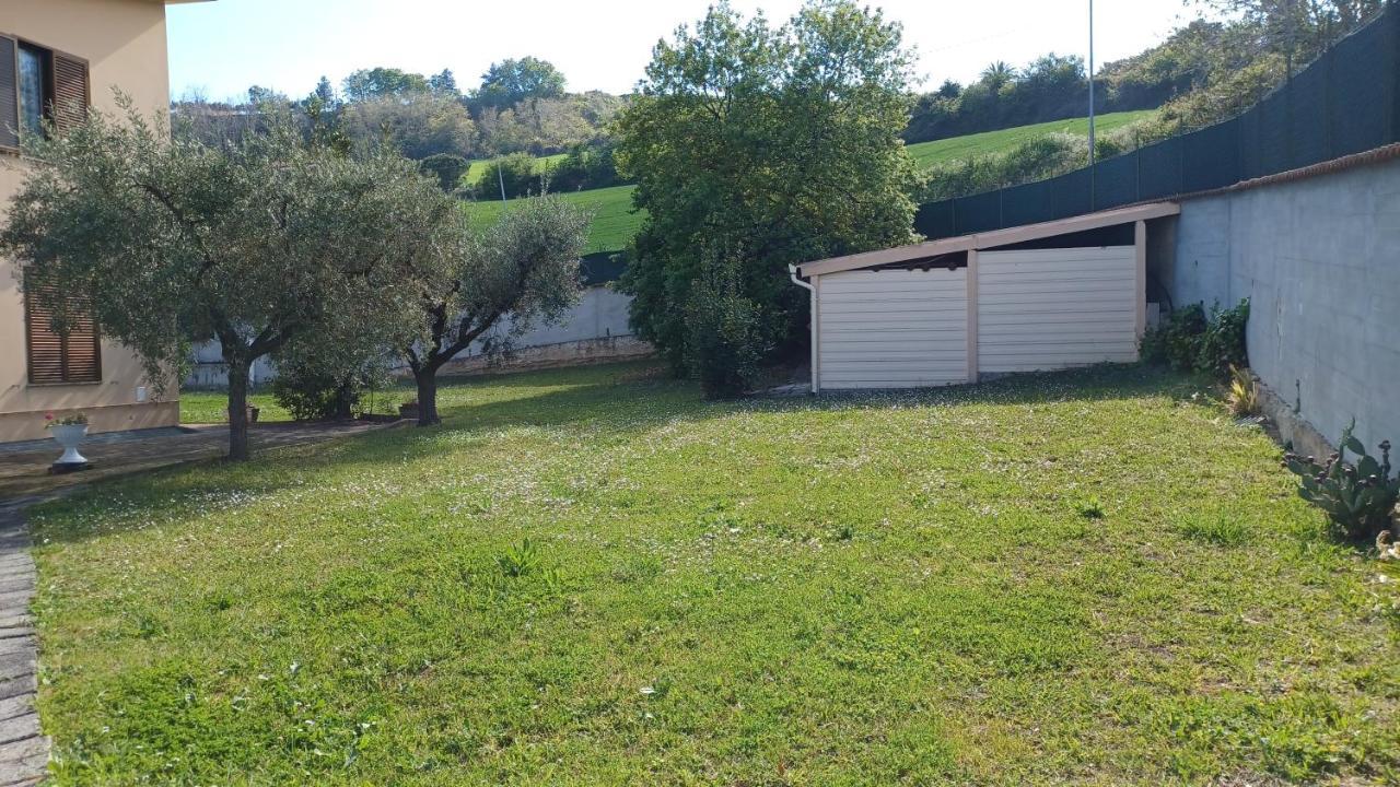 B&B Verena, Casa Ferrari Colonnella Exterior photo